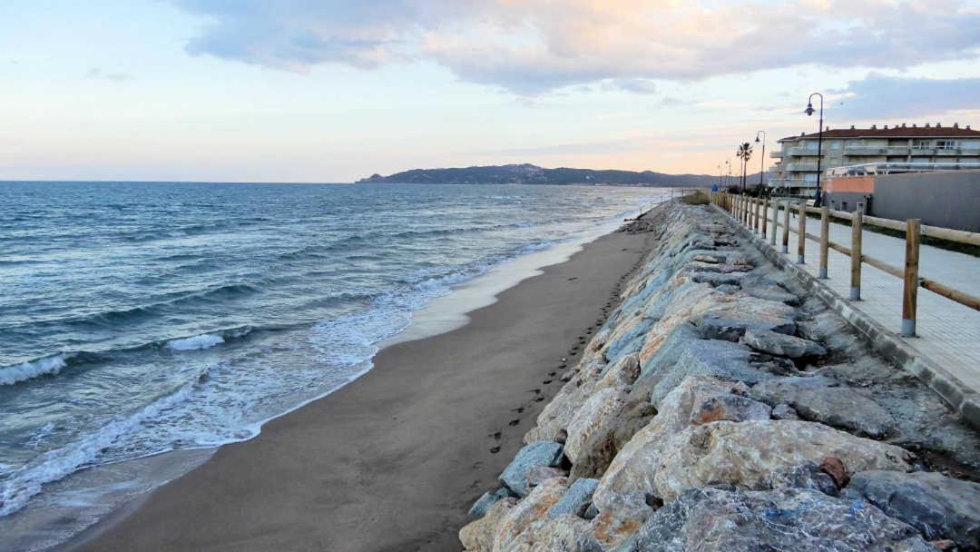 Apartamento A 3 Minutos De La Playa. Cerca Del Centro L'Estartit Exterior foto
